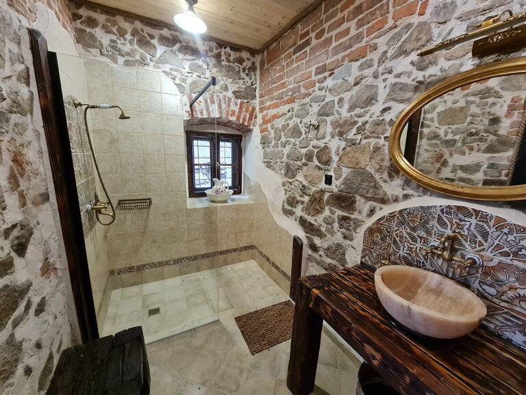 Agroturystyka - apartament jednopokojowy - Łazienka prysznic